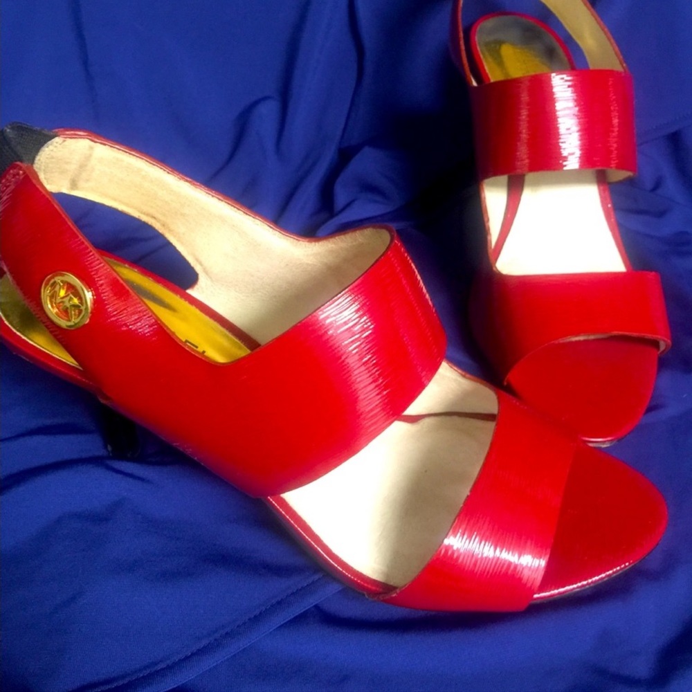 MK red heels 👠 size 6 1/2